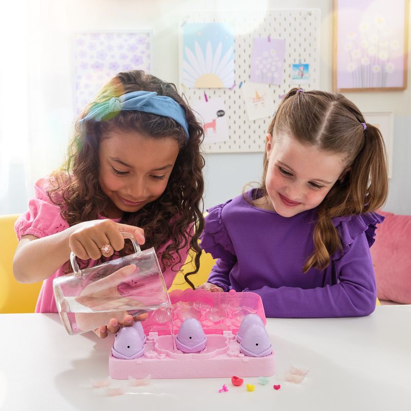 Hatchimals Lebende Tiere, die im Wasser Karton schlüpfen