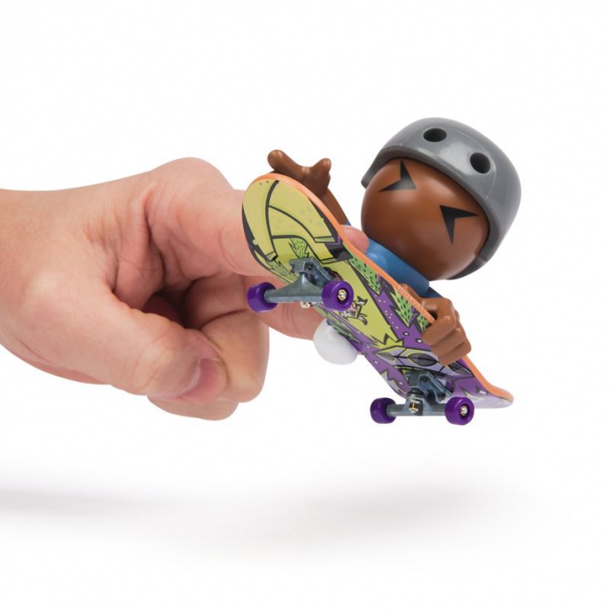 Tech Deck SK8 Crew Fingerboard mit grauem Helm-Figur