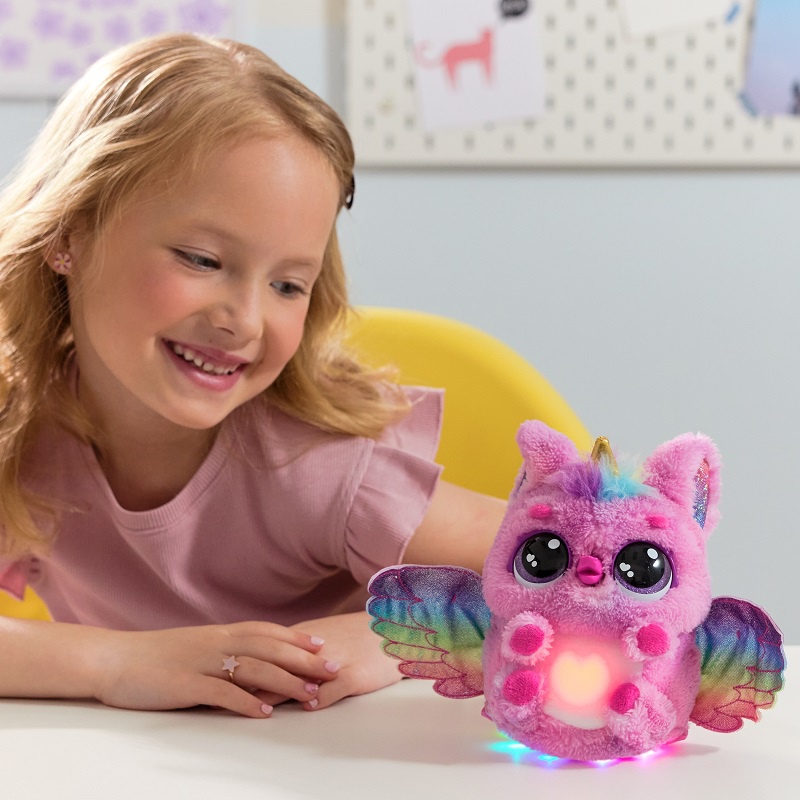 Hatchimals schlüpfendes interaktives Einhorn-Tierchen