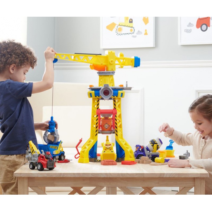 Vorteilhaftes Paket: Rubble & Crew interaktiver Kran mit Geräuschen 60 cm + Basisfahrzeug Rubble