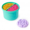 Kinetic Sand entfaltet sich wie ein Aufziehspielzeug