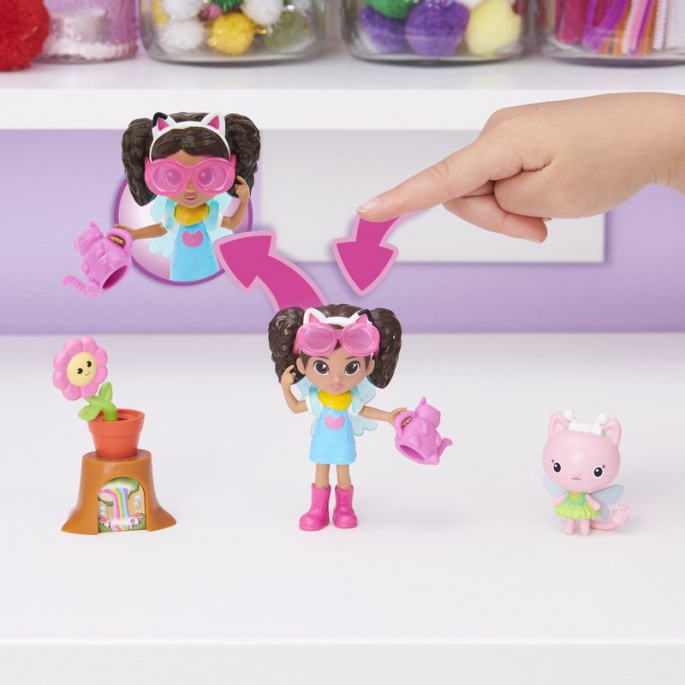Aktion: Gabby's Dollhouse, Mehrfachpackung von Figuren, Feier + Spielset Garten zum halben Preis