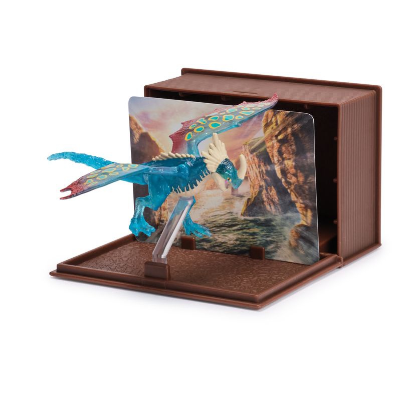 Drachenzähmen leicht gemacht Figur mit Karten im Drachenbuch