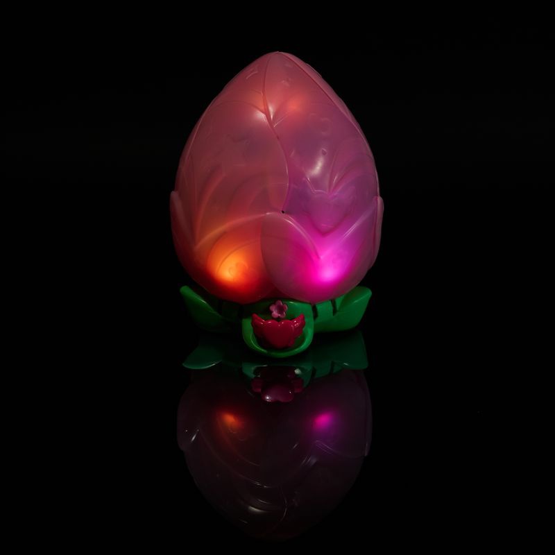 Hatchimals Bloomables Blütenknospe mit Überraschungskätzchen