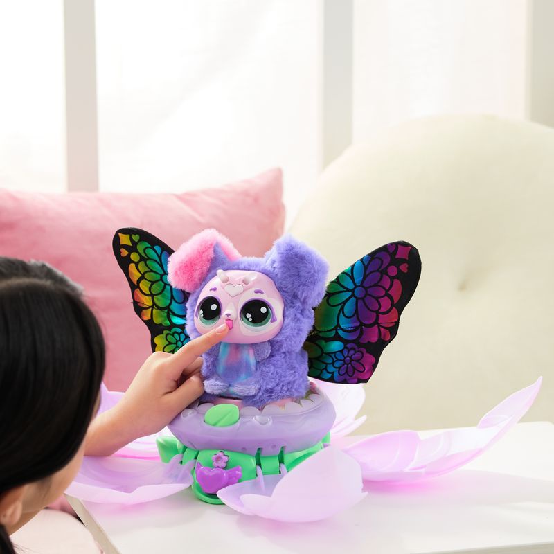 Hatchimals Bloomables Überraschungs-Knospe mit Welpen