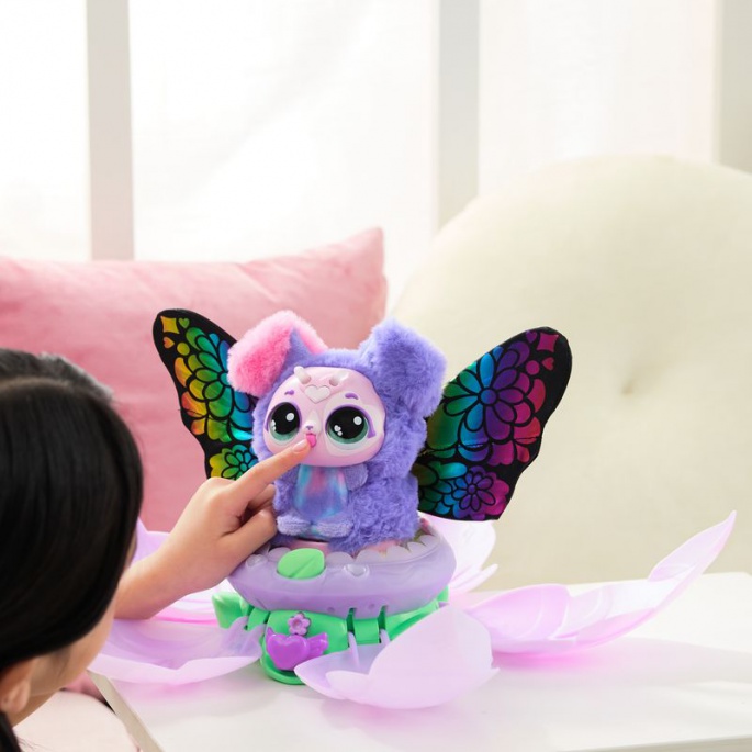 Hatchimals Überraschungs-Knospe mit Welpen