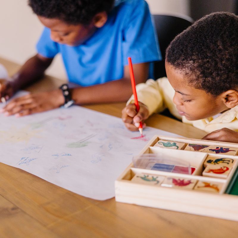 Melissa & Doug Holzstempel mit abwaschbaren Farben Dinosaurier