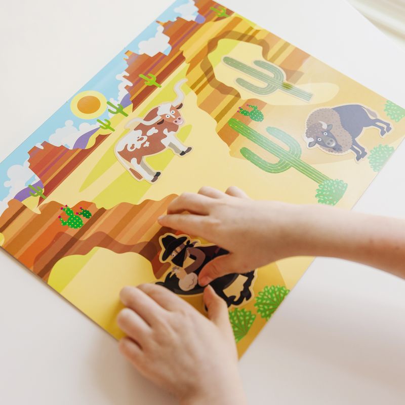 Melissa & Doug wiederverwendbare Sticker mit Unterlage - Abenteuer