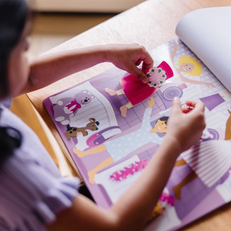 Melissa & Doug wiederverwendbare Sticker mit Unterlage - Ankleiden