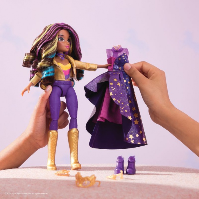 Günstiges Set: Unicorn Academy Deluxe Puppe Sophia 24 cm + Halskette mit Ring