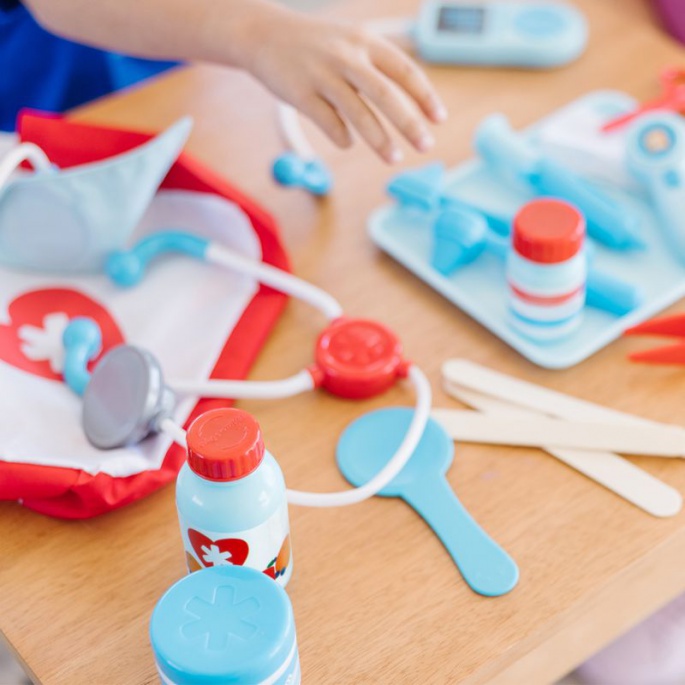 AKTION: Melissa & Doug Arztspiel + WOW Wasserzauber-Märchen GRATIS