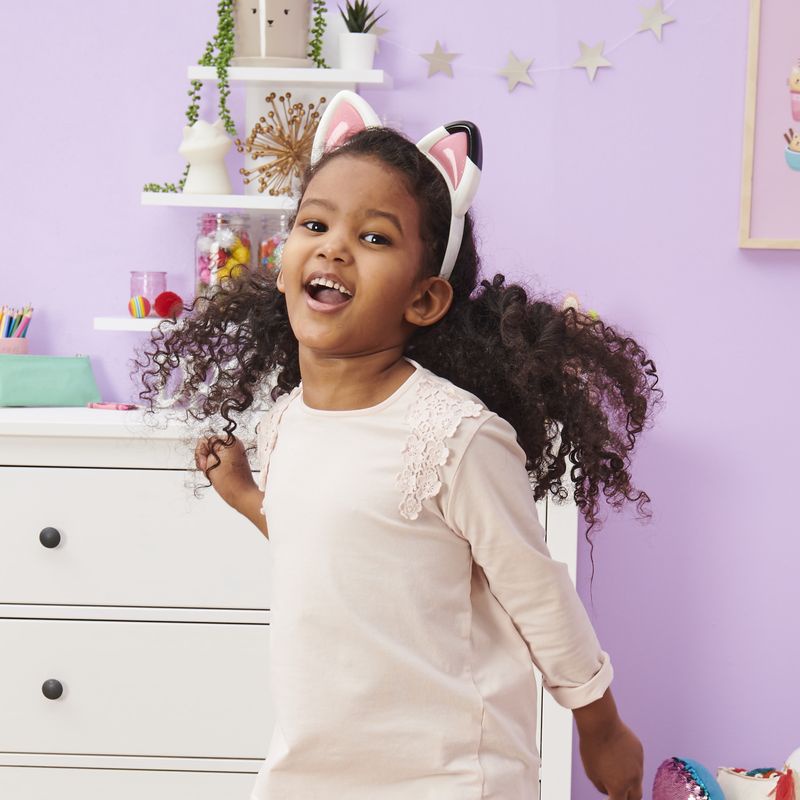 Gabby's Dollhouse spielt Katzenohren