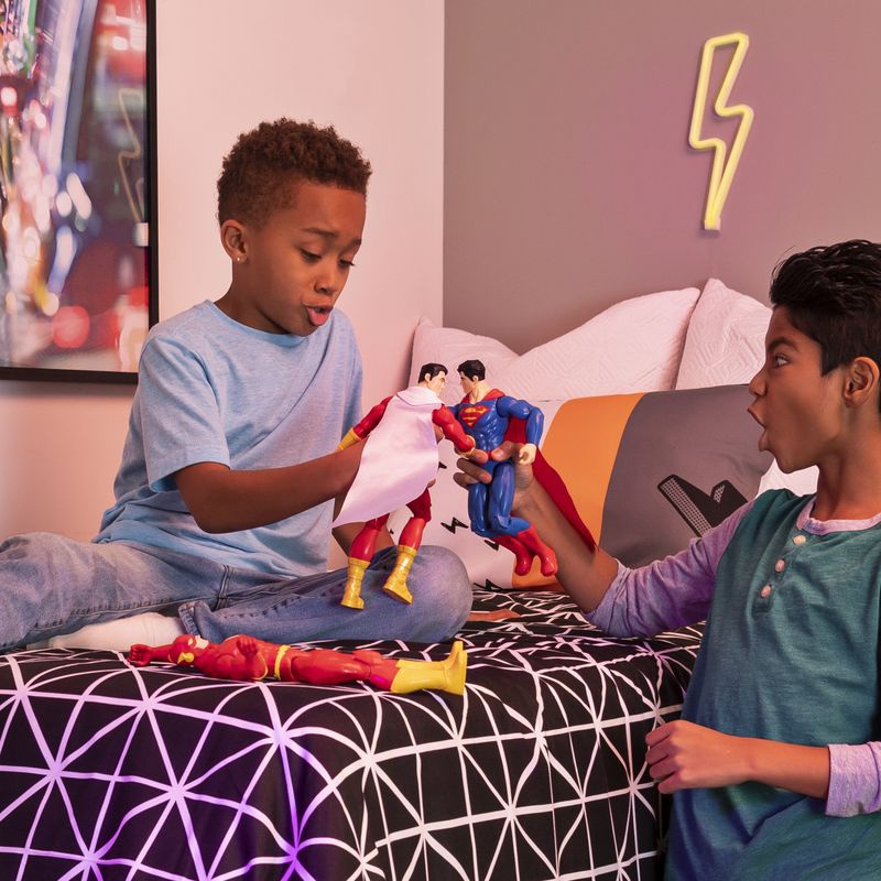 DC Figur Aquaman 30 cm