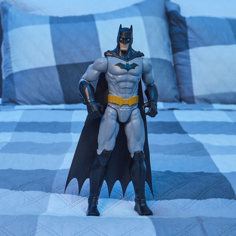 Batman graue Figur 30 cm