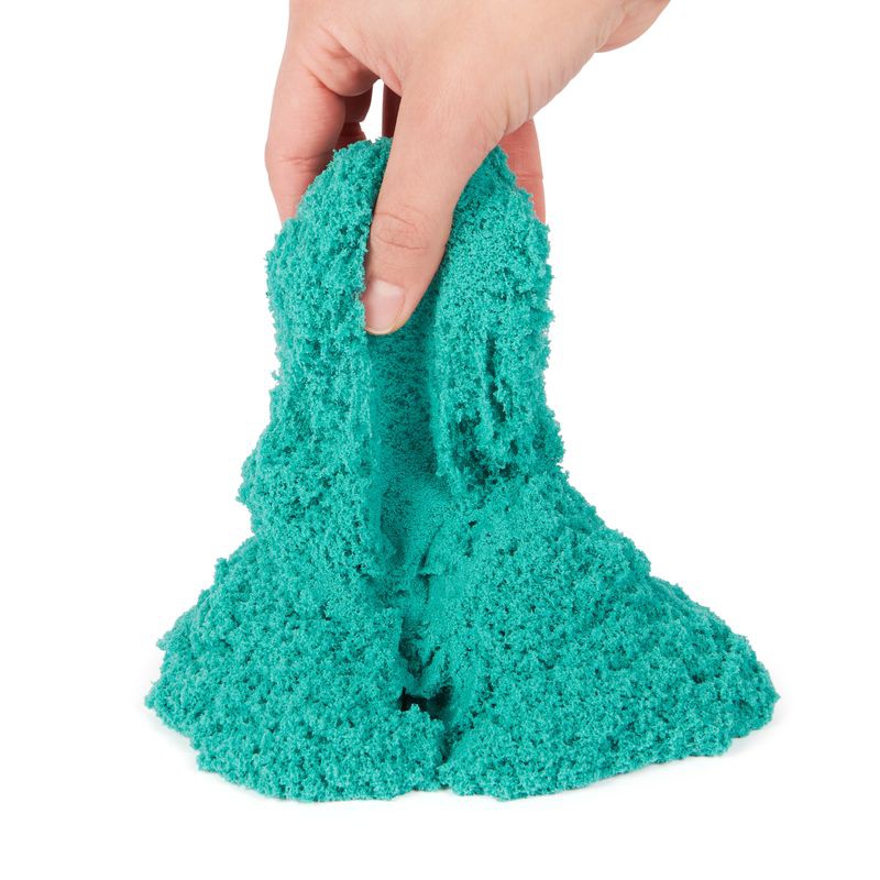 Kinetic Sand Burgform mit flüssigem Sand