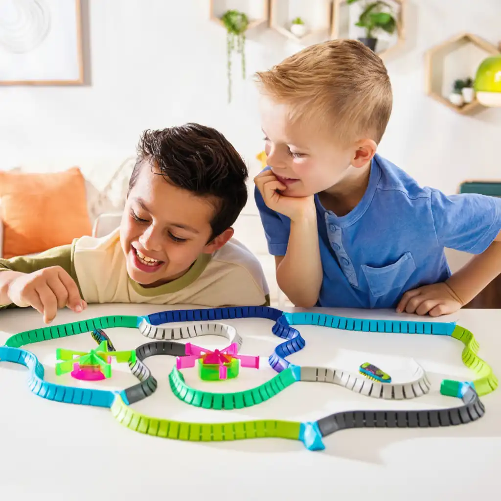 Erweitern Sie Ihren Spielplatz mit weiteren Modulen und unbegrenzten Möglichkeiten.