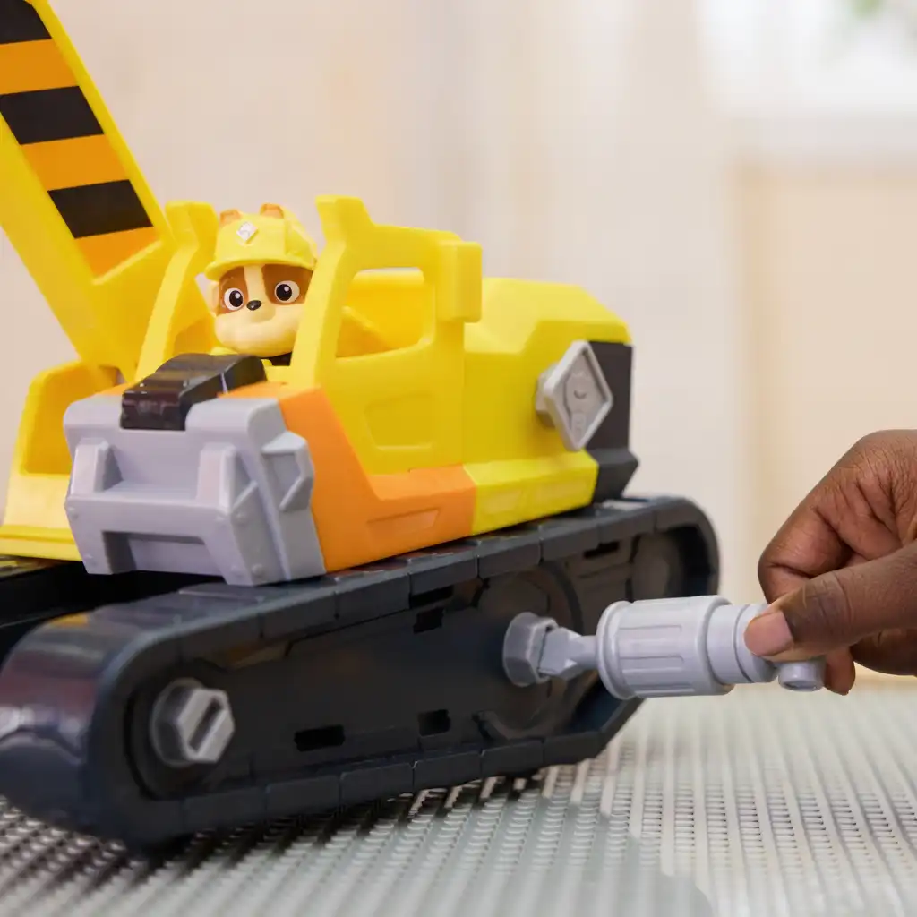 Lernen durch Spielen mit praktischem Werkzeug für Kinder