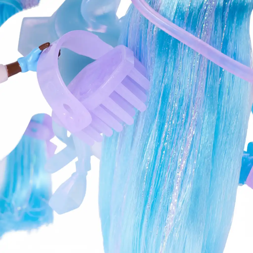 Qualitativ hochwertige Figuren mit beweglichen Elementen und Glitzer.