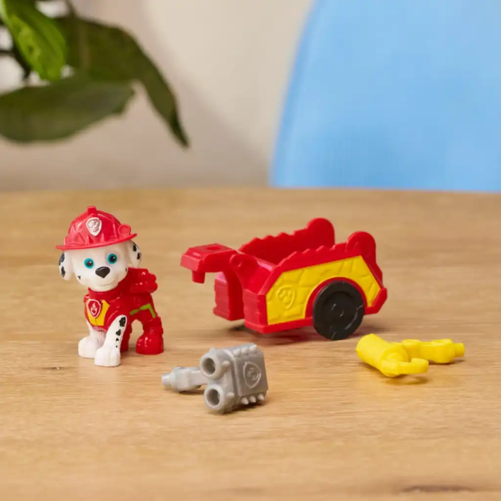Robustes Spielzeug, entworfen für sicheres und langanhaltendes Spielen.