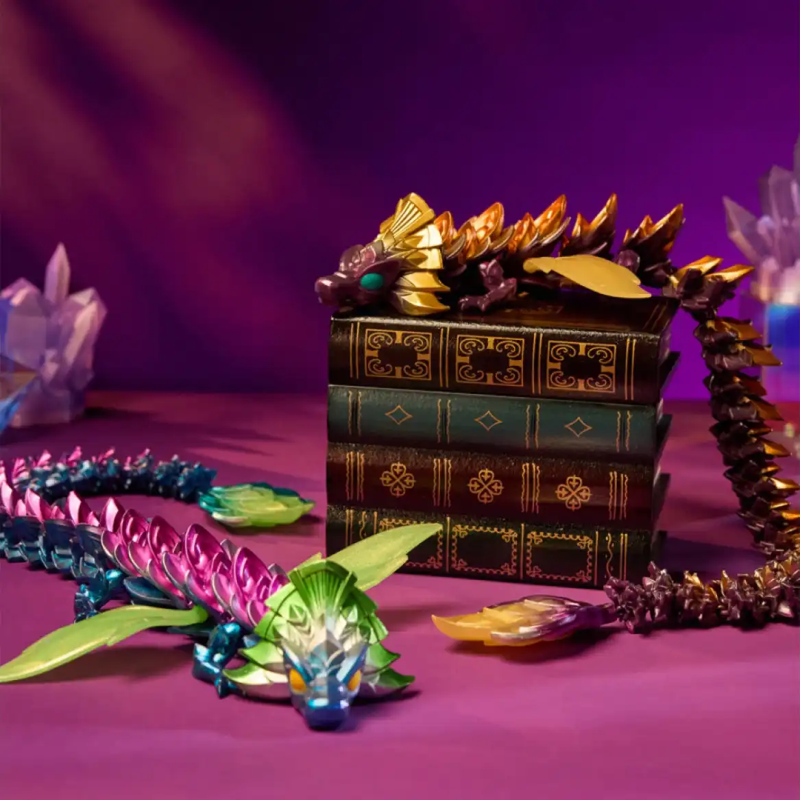 Entspannen Sie beim Spielen mit dem perfekt beweglichen Körper von Drache.