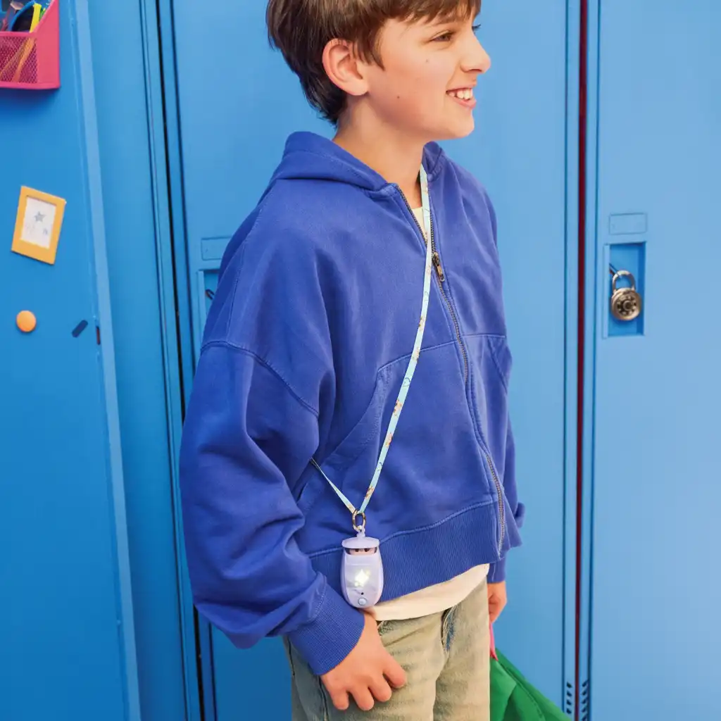 Tragen Sie Ihren Peekimo als stylisches Accessoire, wohin Sie auch gehen.